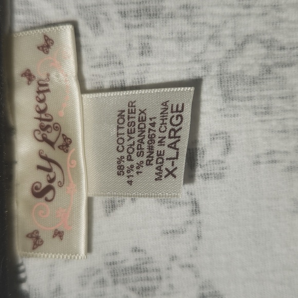 Self Esteem Black and White Floral Scoop-Neck Top - Picture 3 of 5